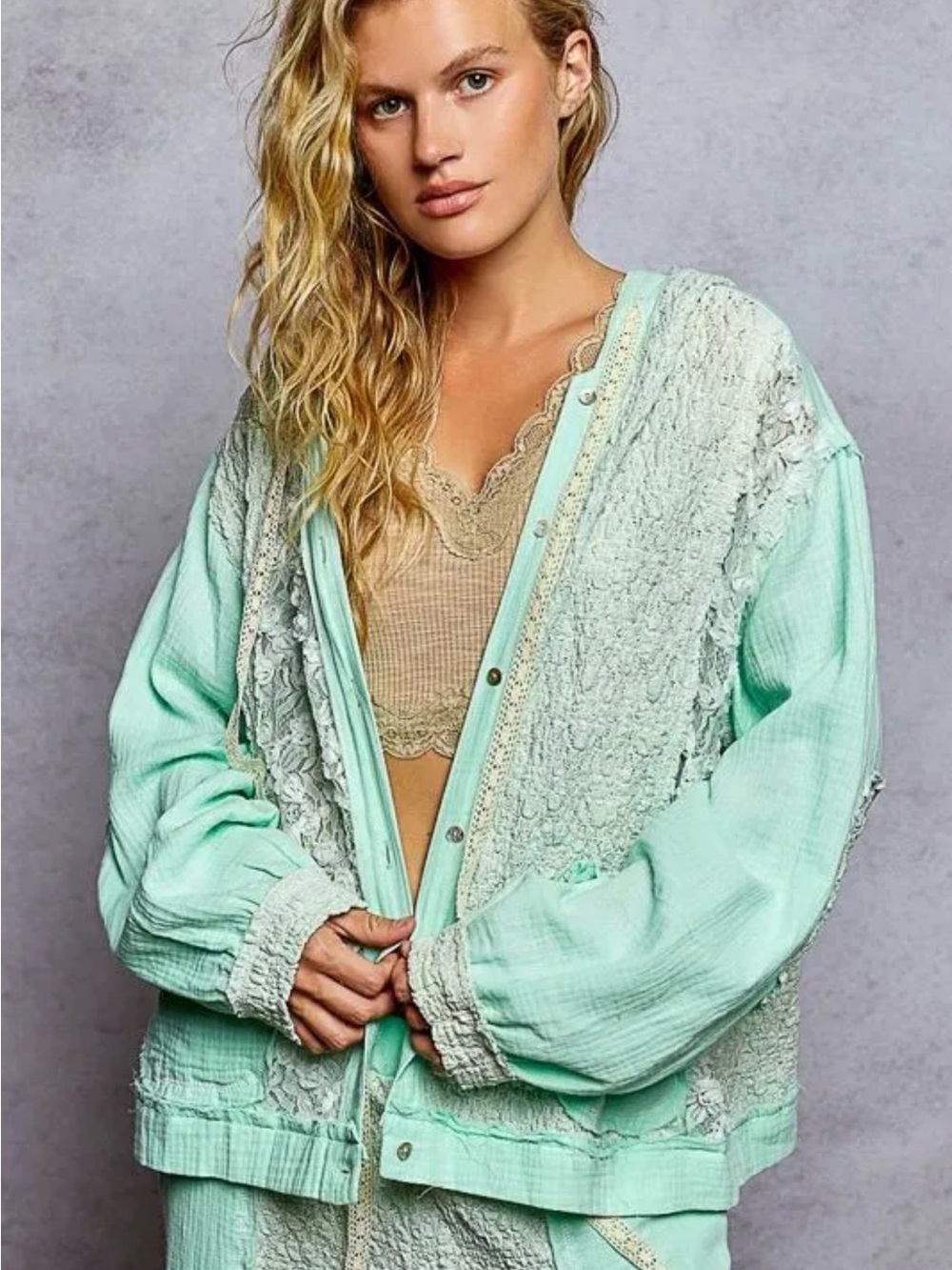 POL cost🛑 oversized seafoam green lace crochet shacket jacket hooded
